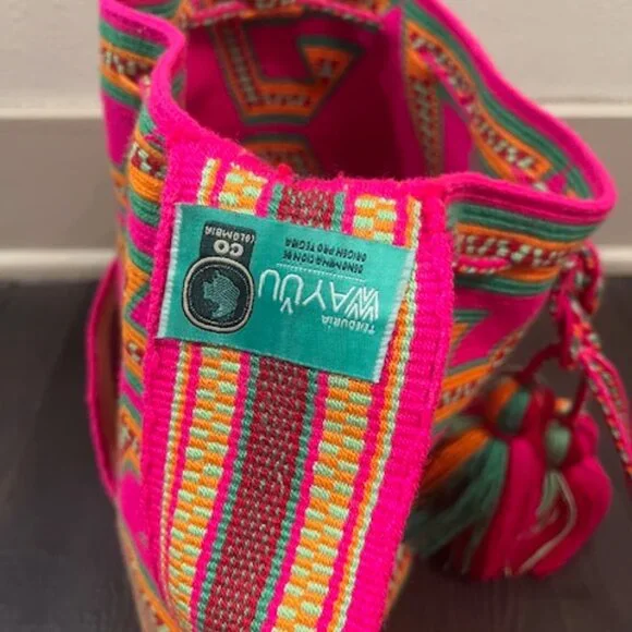 Pink and Orange Crossbody Bag with Geometric Patterns - Picture 5 of 12